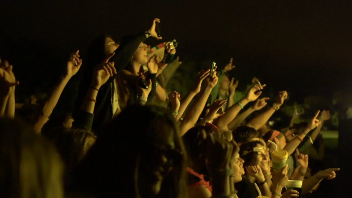 43566995-00_47_58_23-still022